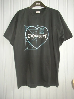 Nuevo Hombre Camiseta Top XL Azul Marino Ingeniero Corazón Diagrama Letras Griegas Innovación - Imagen 1 de 4