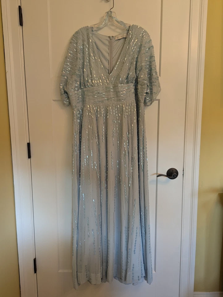 Vestido formal para mujer Mac Duggal azul claro con cuentas. Talla 14. Usado una vez. Foto 1 de 4