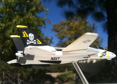 Corgi Grumman F-14A Tomcat USN VF-84 Jolly Rogers, AJ211 Showcase 1:175 Scale - Image 1 of 4