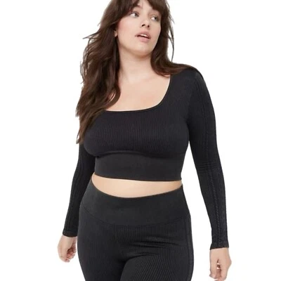 Nuevo con etiquetas $56 Aerie Top Atlético Recortado Offline Manga Larga Tejido con Cable Compresión Talla L Foto 1 de 4