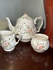 SADLER WINDSOR COLLECTION TEAPOT CREAM AND SUGAR SET VINTAGE - Picture 1 of 7