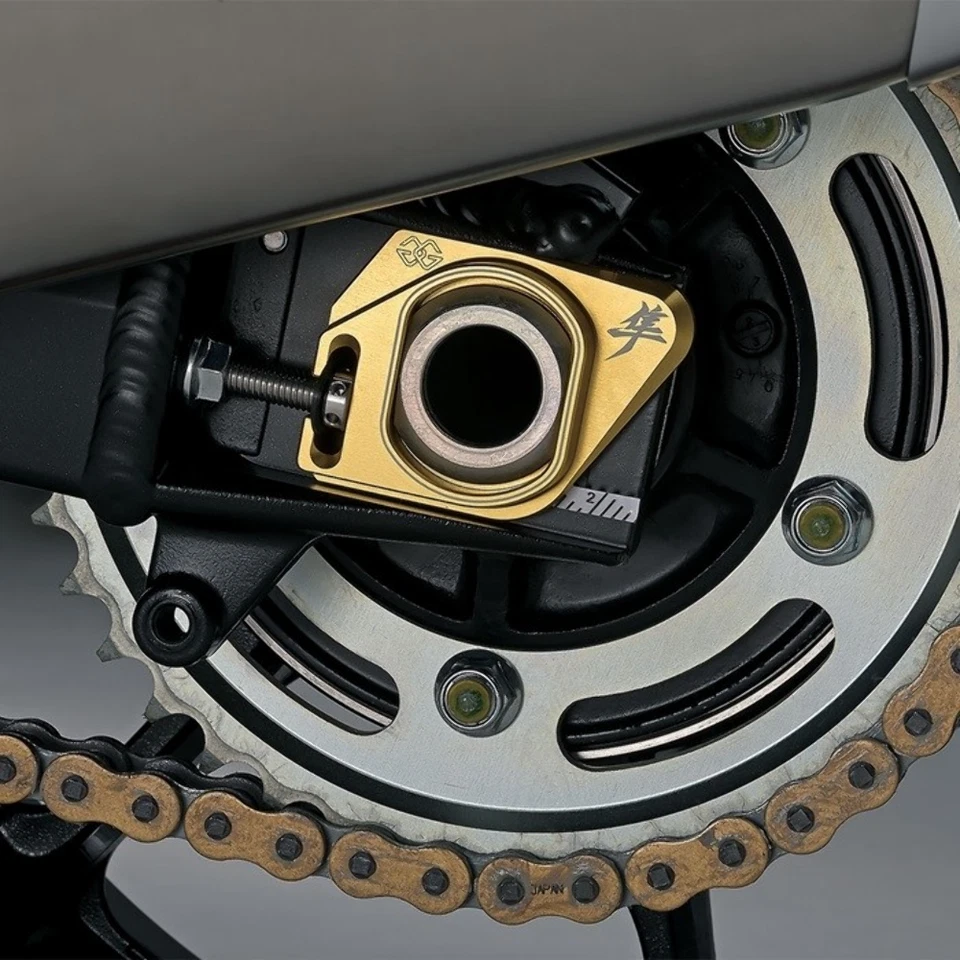 Suzuki Hayabusa GSX1300R 2020 ajustador de cadena de aluminio OEM con logotipo 99117-10L00-000 Foto 1 de 4