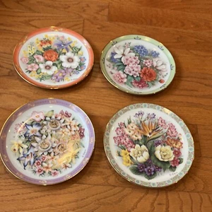 Danbury Mint D. Hague Bouquets Of  the world plate collection of 4 - Picture 1 of 9
