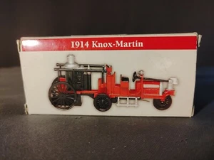 914 KNOX-MARTIN DIE CAST FIRE ENGINE TOY 4" Long - Picture 1 of 10