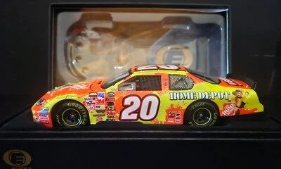 1:24 2004 Tony Stewart #20 Shrek 2 Chevy Action Elite #457 of 1,500 P/N 402466 - Image 1 of 4