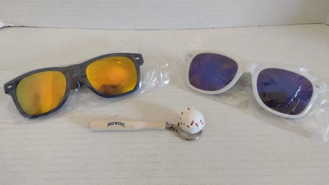 Milwaukee Brewers American Family Insurance Sunglasses And Keychain Lot Cover