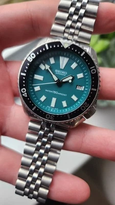Vintage 1995, GREEN SEIKO DIVERS MENS AUTO WATCH, 7002-700A, NEEDS SERVICE - Image 1 of 4