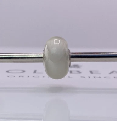 Trollbeads Cream Armadillo Bead - Image 1 of 4
