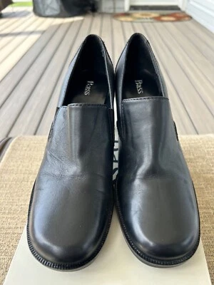 ¡NUEVO! Zapatos gruesos sin cordones Bass de cuero negro para dama Foto 1 de 4