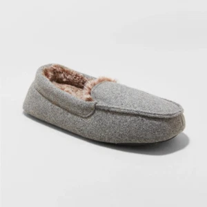 Cat & Jack Kids Carmelo Winter Moccasin Slipper Shoes Light Gray Small 13/1 NEW - Picture 1 of 1