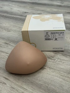 Amoena Essential Deluxe Light 2S forma de pecho 247 talla 8 hecho en Alemania NUEVO - Imagen 1 de 8