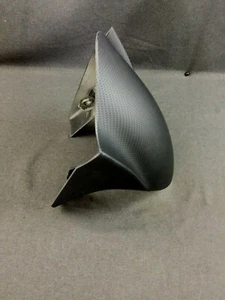 APRILIA- SRV850 Guardabarros delantero efecto carbono 605616M001 nuevo genuino - Imagen 1 de 3