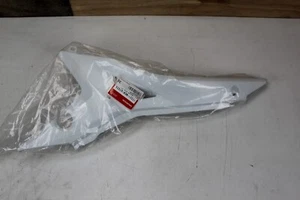 Honda OEM - Air Cleaner Cover Right- Honda crf250R CRF450R - 17231-MEN-E70ZA - Picture 1 of 3