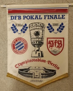 Wimpel  BAYERN MÜNCHEN DFB-POKAL-FINALE 1986 BERLIN 29 x 39 cm VfB STUTTGART RAR - Bild 1 von 2