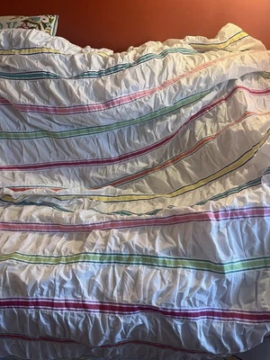 Pottery Barn White w Multicolor Ribbon Ruched Duvet Cover Full/Queen - Image 1 of 4