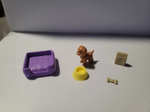5 Pezzi 2018 Barbie Casa dei Sogni Pezzi di Ricambio Animali Domestici Cane Letto Osso NUOVO - Foto 1 di 4