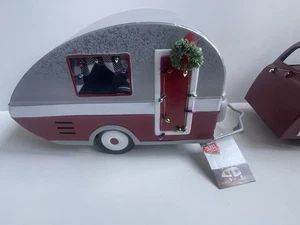 Merry Moments Christmas Decorated Vintage Camper - Large Decoration - Picture 1 of 2