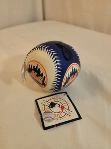 New York Mets MLB 3" Soft Foam Good Stuff Logo Soft Squeeze Baseball NWT - Picture 1 of 6