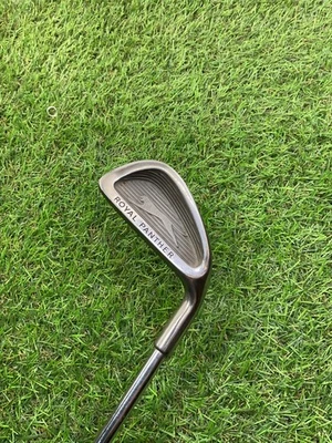 Slazenger Royal Panther 4 Iron - Image 1 of 4