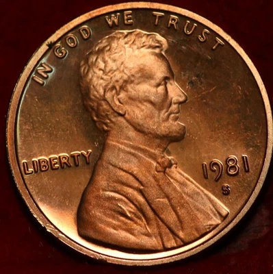 Uncirculated Red Proof 1981-S Type 2 San Francisco Mint Lincoln Memorial Cent - Image 1 of 2