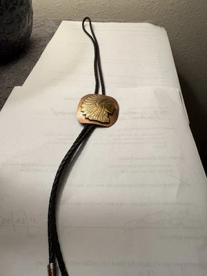 "Corbata bolo cabeza india vintage de cobre y latón 18""" Foto 1 de 4