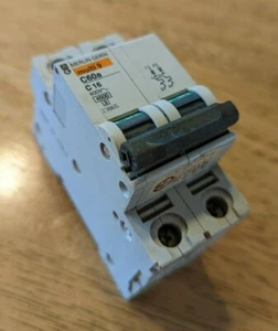 Merlin Gerin Multi9 Interruttore Circuito, C60a, C16, #23865, 2 Poli - Usato - Foto 1 di 5
