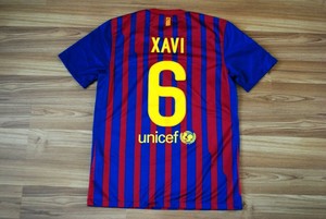 xavi barcelona jersey