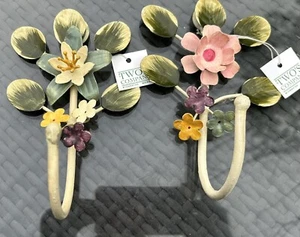 Twos Company Vintage Tole Painted Hooks Floral Bouquet French Country Set Of 2 - Picture 1 of 5