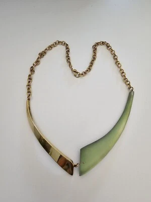 Collar Alexis Bittar Lucite tono dorado verde 18" vintage  Foto 1 de 4