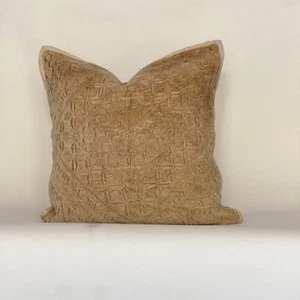 Villa Home Throw Pillow Cover 20 x 20 NWOT - Picture 1 of 3