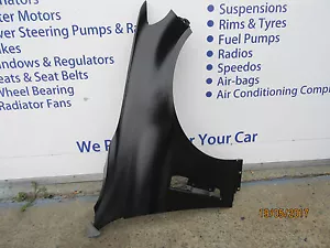 HOLDEN COMMODORE VF RH FRONT GUARD & FENDER BRAND NEW 2013-ONWARDS - Picture 1 of 3
