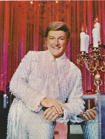 Liberace  Autograph , Original Hand Signed Photo Cover