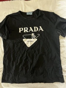 Camiseta Prada Milano con logotipo gráfico - Camiseta de algodón negra - Talla 2XL - Imagen 1 de 8