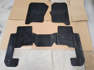 Genuine Land Rover Discovery 3 / 4 Rubber Heavy Duty Floor Mats Mat Set 