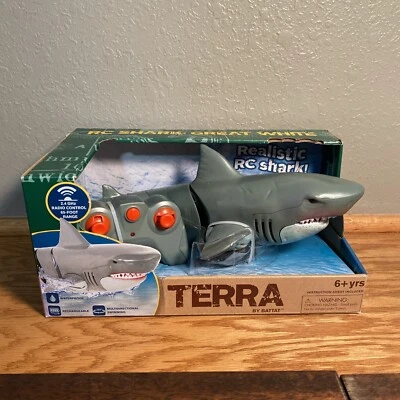 TERRA by Battat Realistic RC Great White Shark BRAND NEW - Image 1 of 2