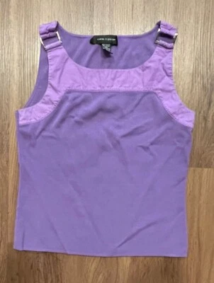 Suéter sin mangas mediano tejido ligero sin mangas cable y calibre para mujer Foto 1 de 4