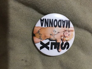 vintage madonna sex badge pin 1992 ertocia - Bild 1 von 5