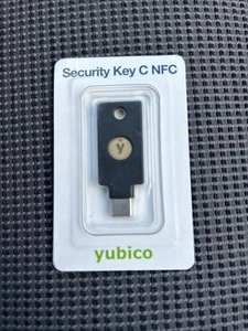 Yubico USB-C Security Key With NFC - Photo 1/2