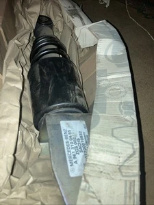 Mercedes ACTROS Shock Absorber Cab Suspension A9613100455 - Picture 1 of 2