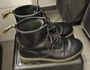 Dr. Martens 1460 (Größe 44 / 9,5 UK / 10,5 US) (Docs / Doc Martens) - Bild 1 von 5
