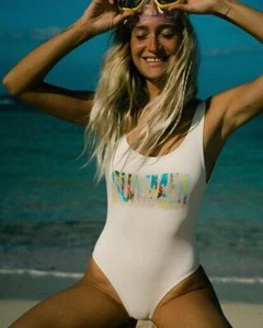 Billabong NEW Summer Tanker One Piece Swimwear White Women's Size Medium - Foto 1 di 9