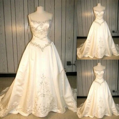 Vintage A-Line Wedding Dresses Spaghetti Strap Satin Applique Beach Bridal Gowns - Image 1 of 4