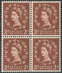 GB Stamps 1956 Wilding Ed/Crown S38f "Tadpole Flaw" Blk x 4 MM Fine - Picture 1 of 2