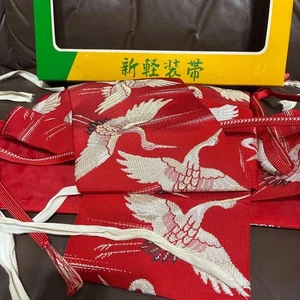Japanischer Kimono rot Kranich Stickerei leichter Gürtel - Bild 1 von 3