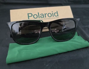 Neu Polaroid Sonnenbrille PLD 2109/S 807 (M9) schwarz/grau polarisiert mit Etui - Bild 1 von 9