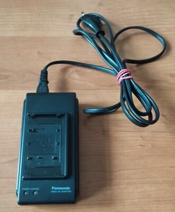 Panasonic Video-Netzteil VSK0317 Akku-Ladegerät inkl. Stromkabel GUTER ZUSTAND - Bild 1 von 3