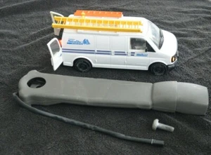 03-10 CHEVY EXPRESS GMC SAVANA LF DRIVER SEAT BELT BUCKLE LATCH RECEIVER in gray - Picture 1 of 9