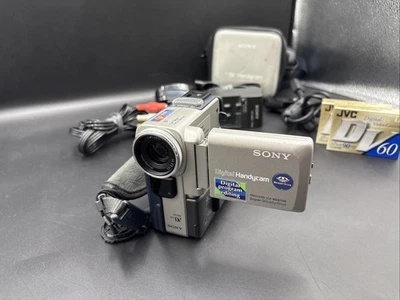 SONY DCR-PC5E Mini DV Tape Digital Video Camera Handycam Complete Working - Image 1 of 4