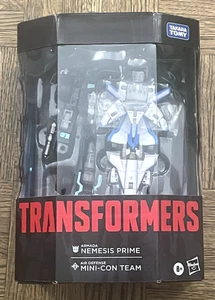 2025 NYCC HASBRO TRANSFORMERS ARMADA NEMESIS PRIME & AIR DEFENSE TEAM IN HAND - Picture 1 of 5