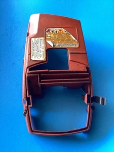 Husqvarna 372 Chainsaw OEM Cylinder Cover. Bin 61 - Picture 1 of 2